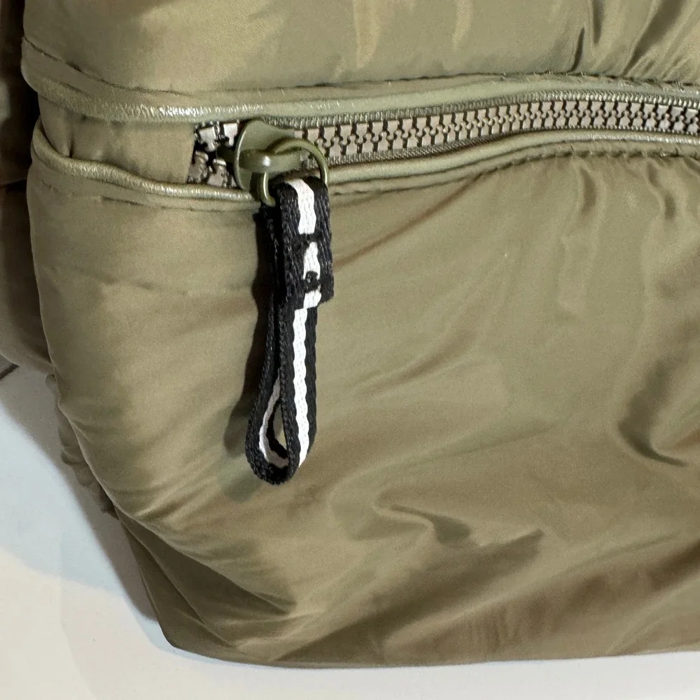 BLUZEN Puffer Backpack Quilted Nylon Olive Green Lightweight Carry All‎ Bag